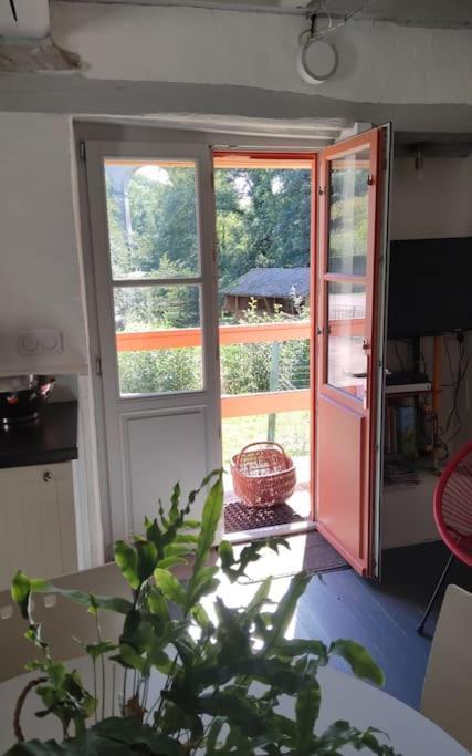 La Maisonette Du Bateau Lavoir Semur-en-Auxois Exterior foto